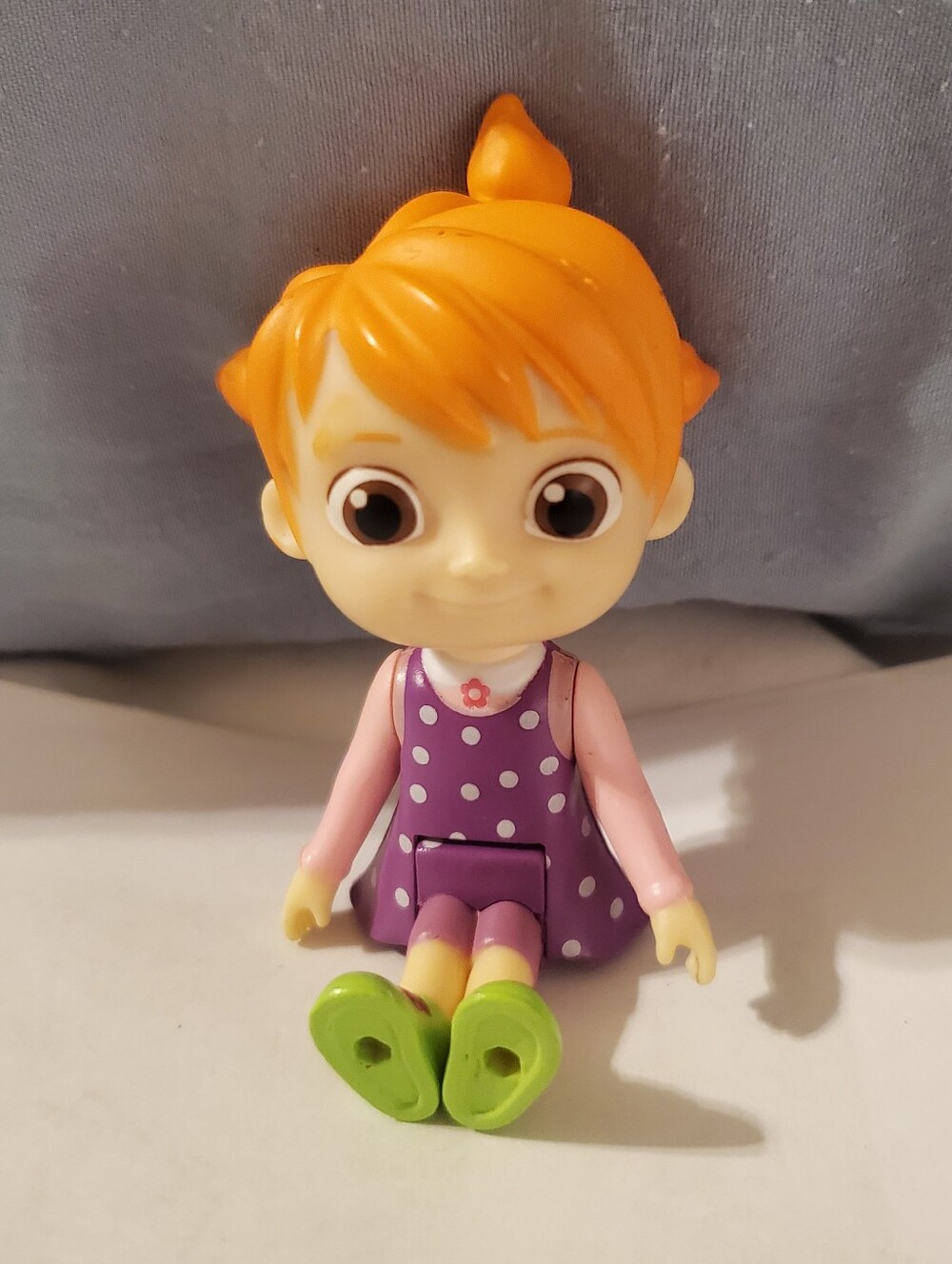 Cocomelon Yoyo Girl Pokadot Dress Moonbug 3” Action Figure PVC Jazwares Toy